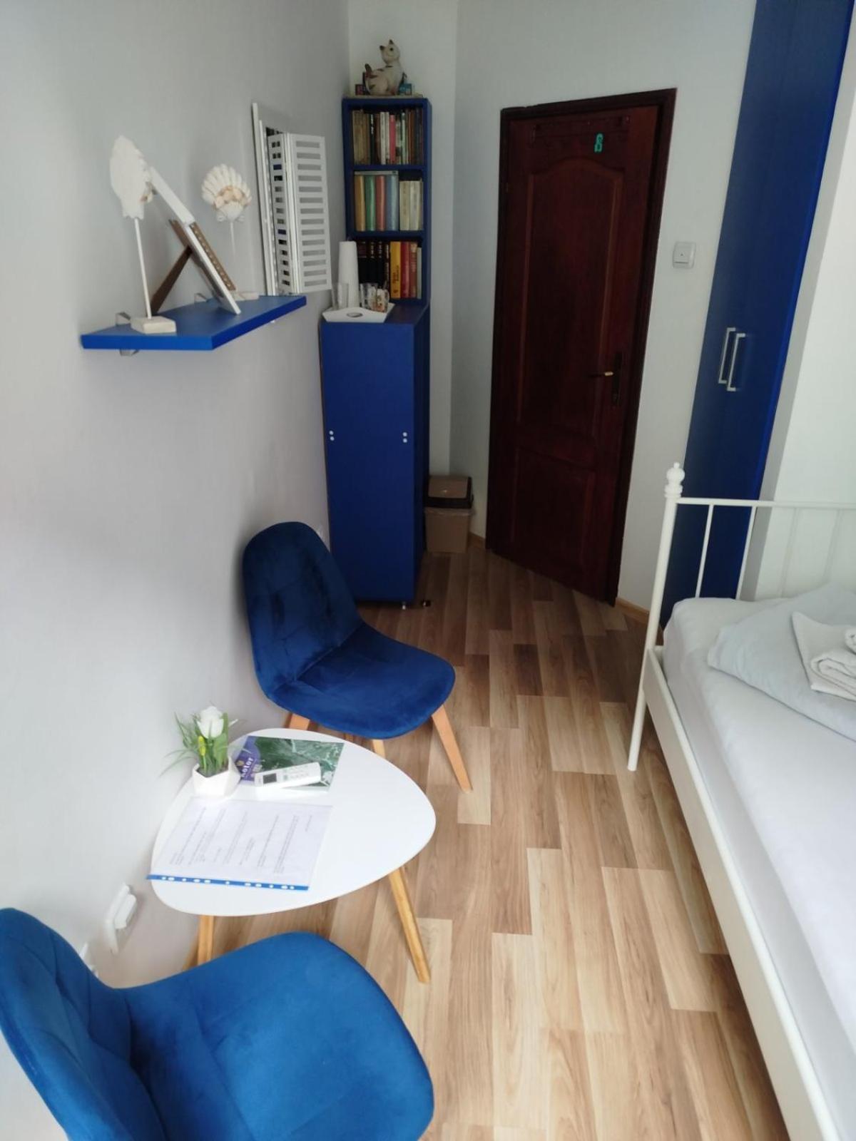 Guesthouse Bit Accommodation Cattaro Esterno foto